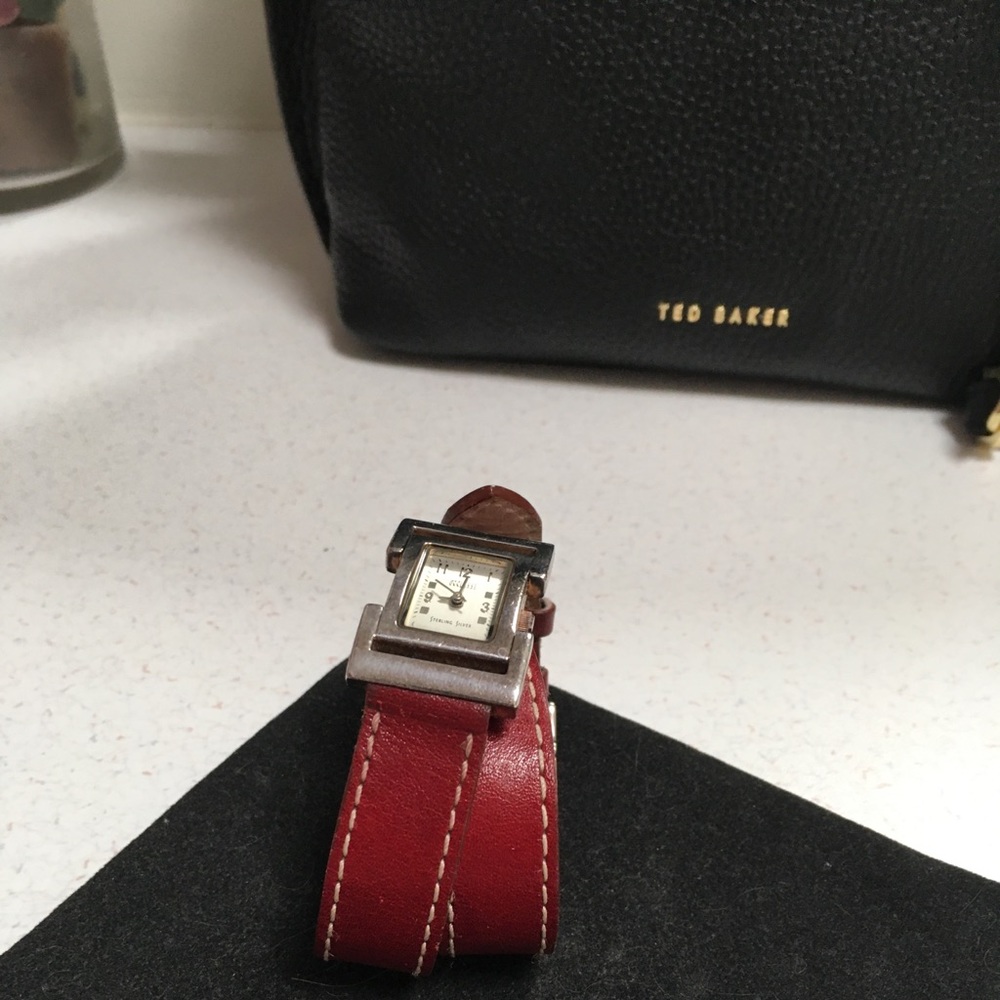 Watch - Picture 5 of 9